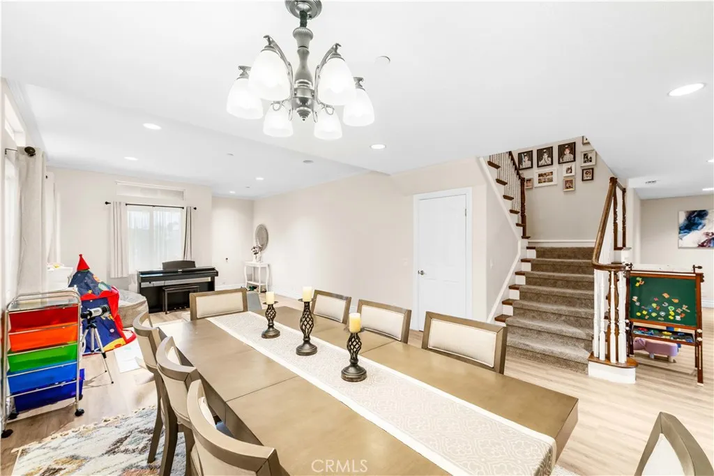 939 Via Camino 7, Wilmington, California 90744 home-pic-5